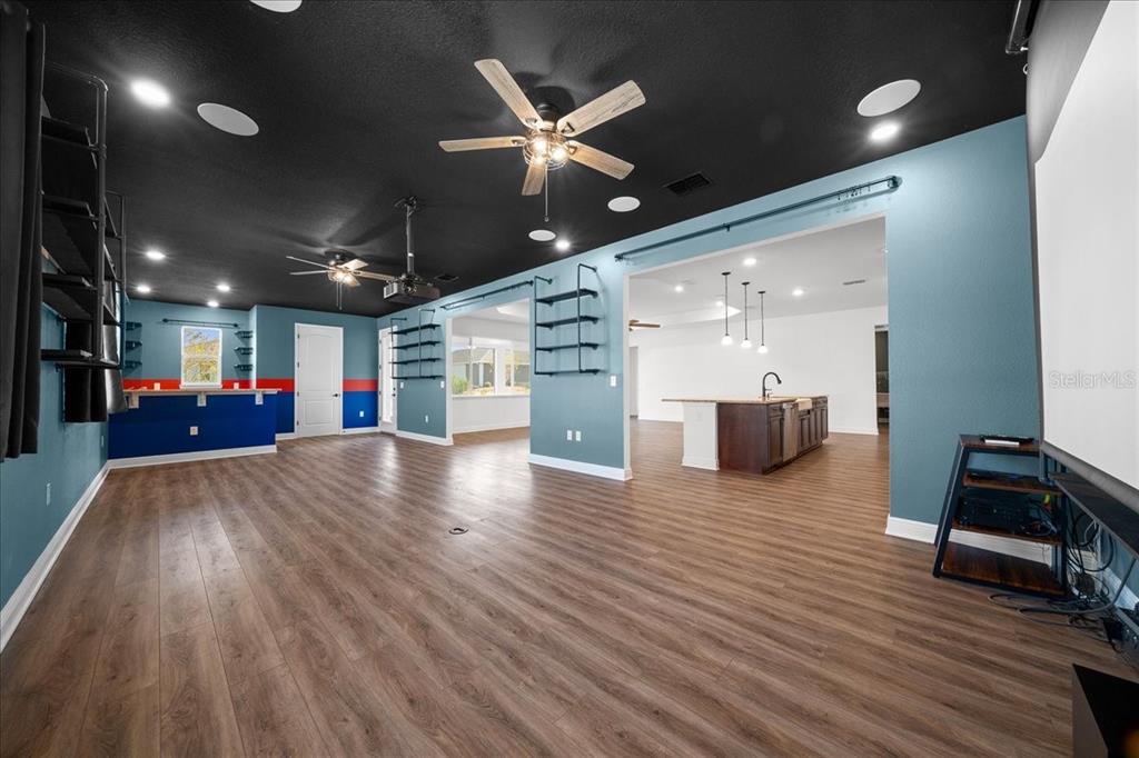 8233 Southwest 93rd Terrace Ocala, FL 34481 - Photo 3 of 63