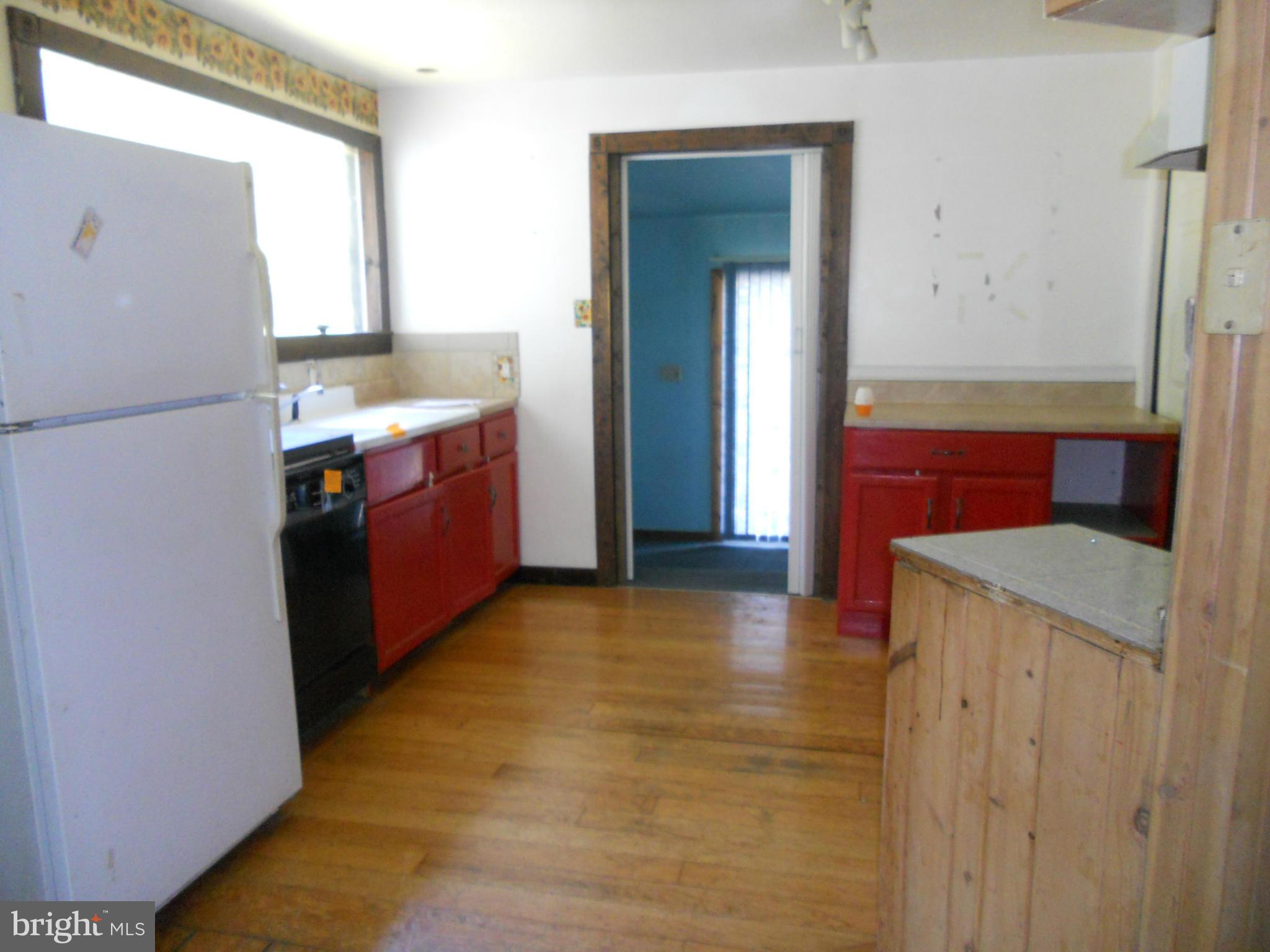 13517 Furbush Road Newburg, MD 20664 - Photo 7 of 22 Kitchen