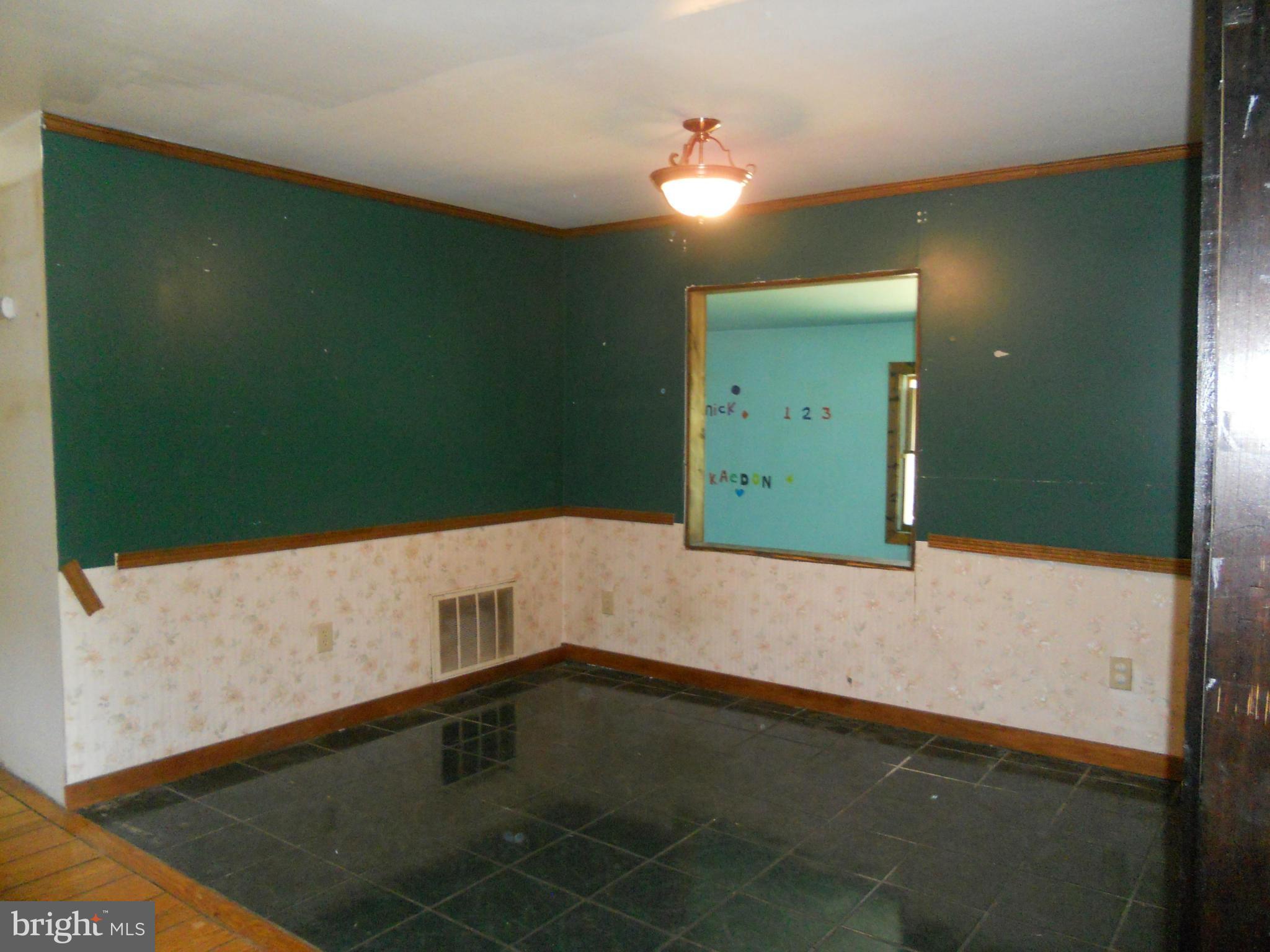 13517 Furbush Road Newburg, MD 20664 - Photo 9 of 22 Dining Room