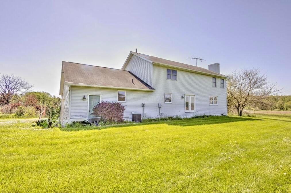8381 Horn Road Gambier, OH 43022 - Photo 6 of 36 1-31