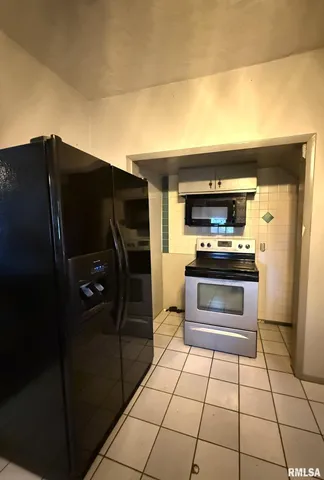 $54,900 | 796 Peck Street, Galesburg, IL 61401