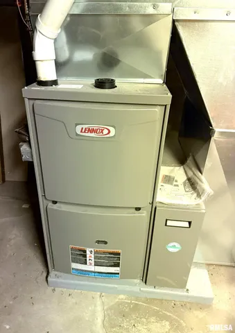 $54,900 | 796 Peck Street, Galesburg, IL 61401