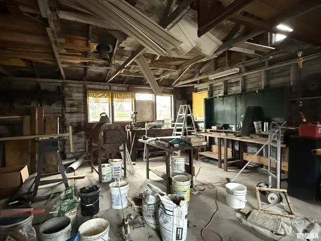 $54,900 | 796 Peck Street, Galesburg, IL 61401