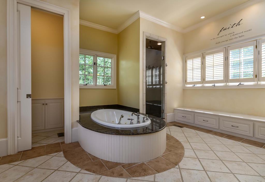 311-5 Double Churches Road Columbus, GA 31904 - Photo 7 of 44 Master bath.