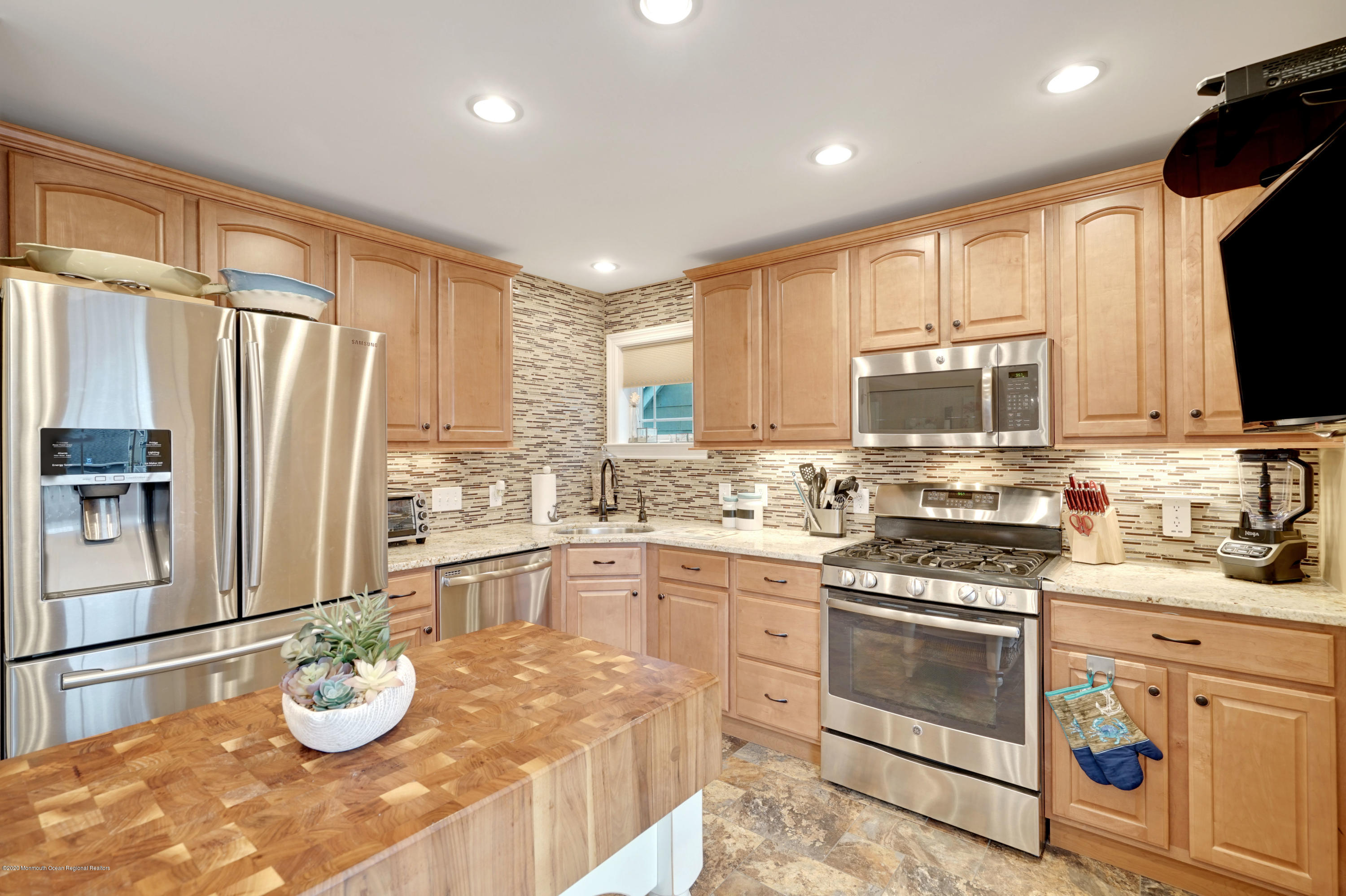 211 Johnson Road Lavallette, NJ 08735 - Photo 19 of 57 022_dsc07337-dsc07341