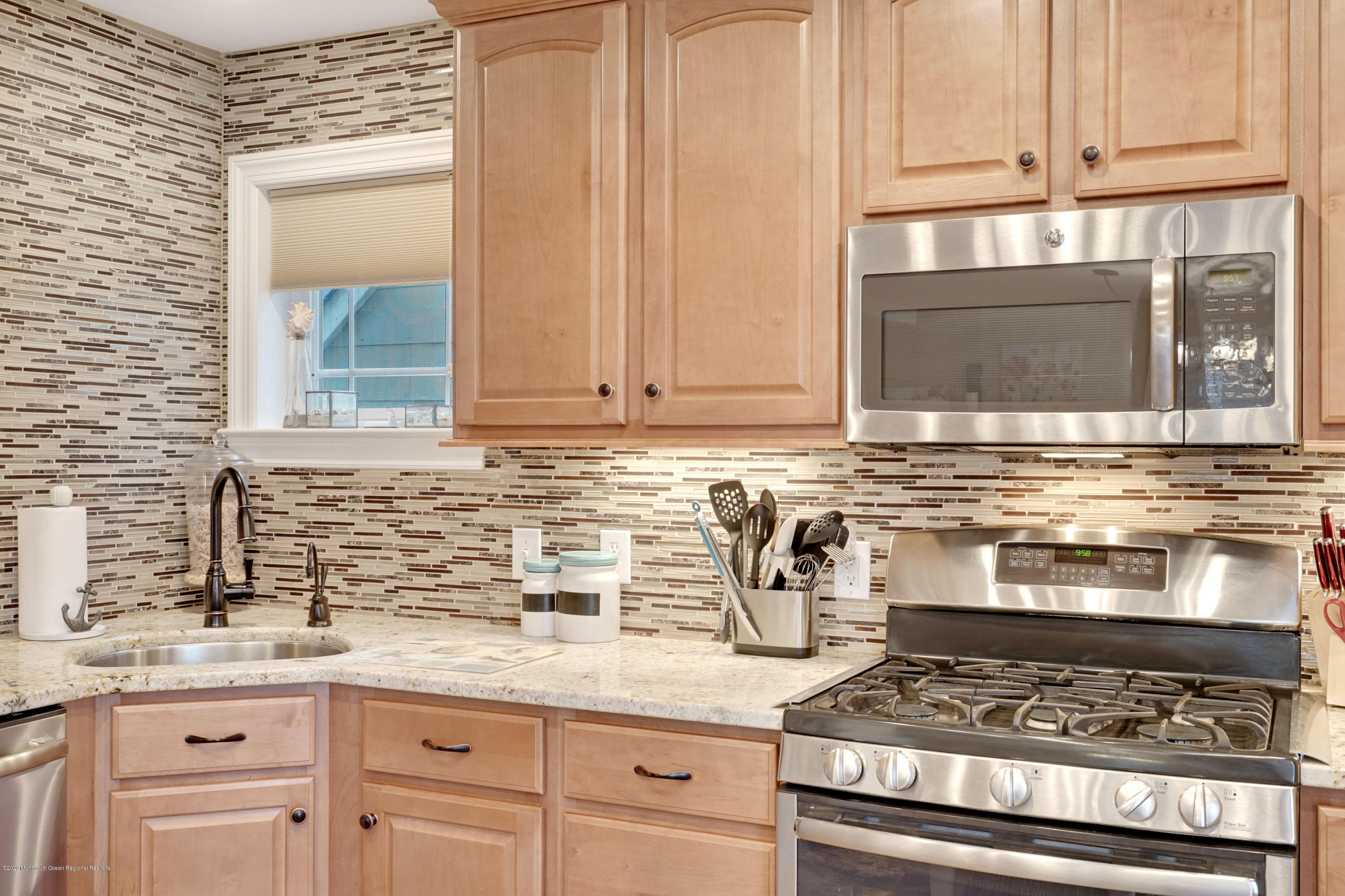 211 Johnson Road Lavallette, NJ 08735 - Photo 20 of 57 023_dsc07342-dsc07346