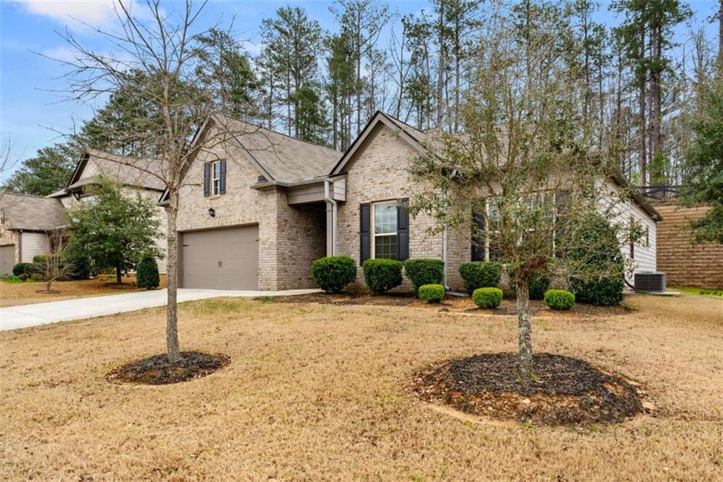 736 Red Wolf Run Atlanta, GA 30349 - Photo 3 of 23