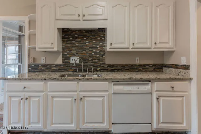 $316,000 | 331 Cypress Creek Road, Brandon, MS 39047