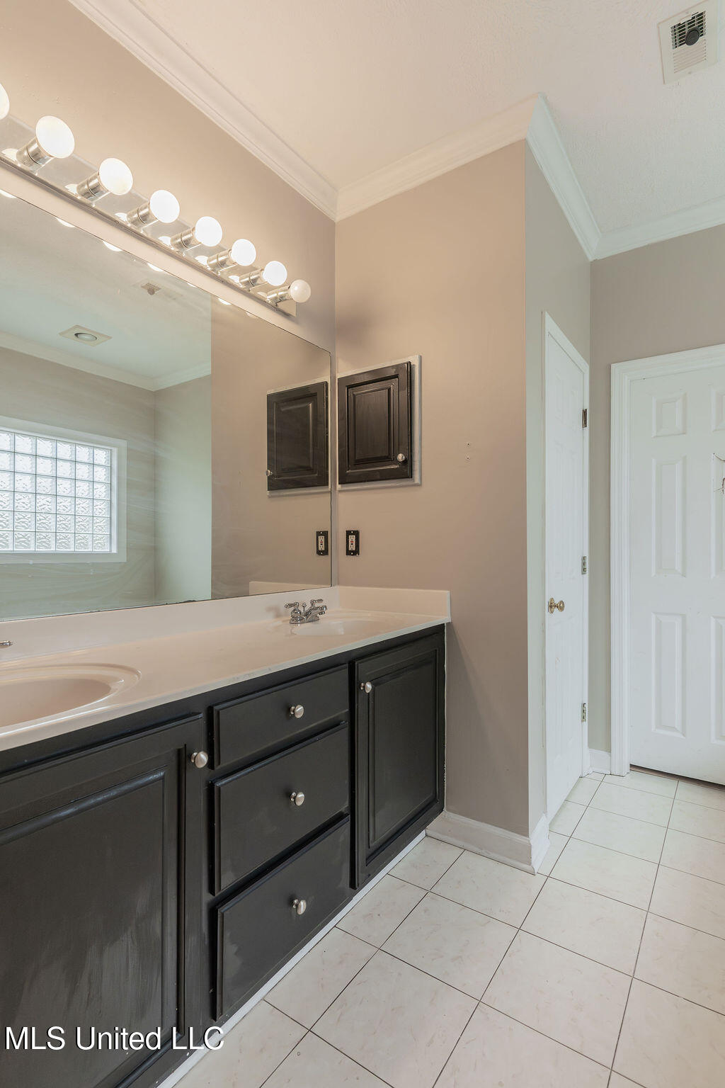 331 Cypress Creek Road Brandon, MS 39047 - Photo 31 of 65 31-PrimaryBathroom