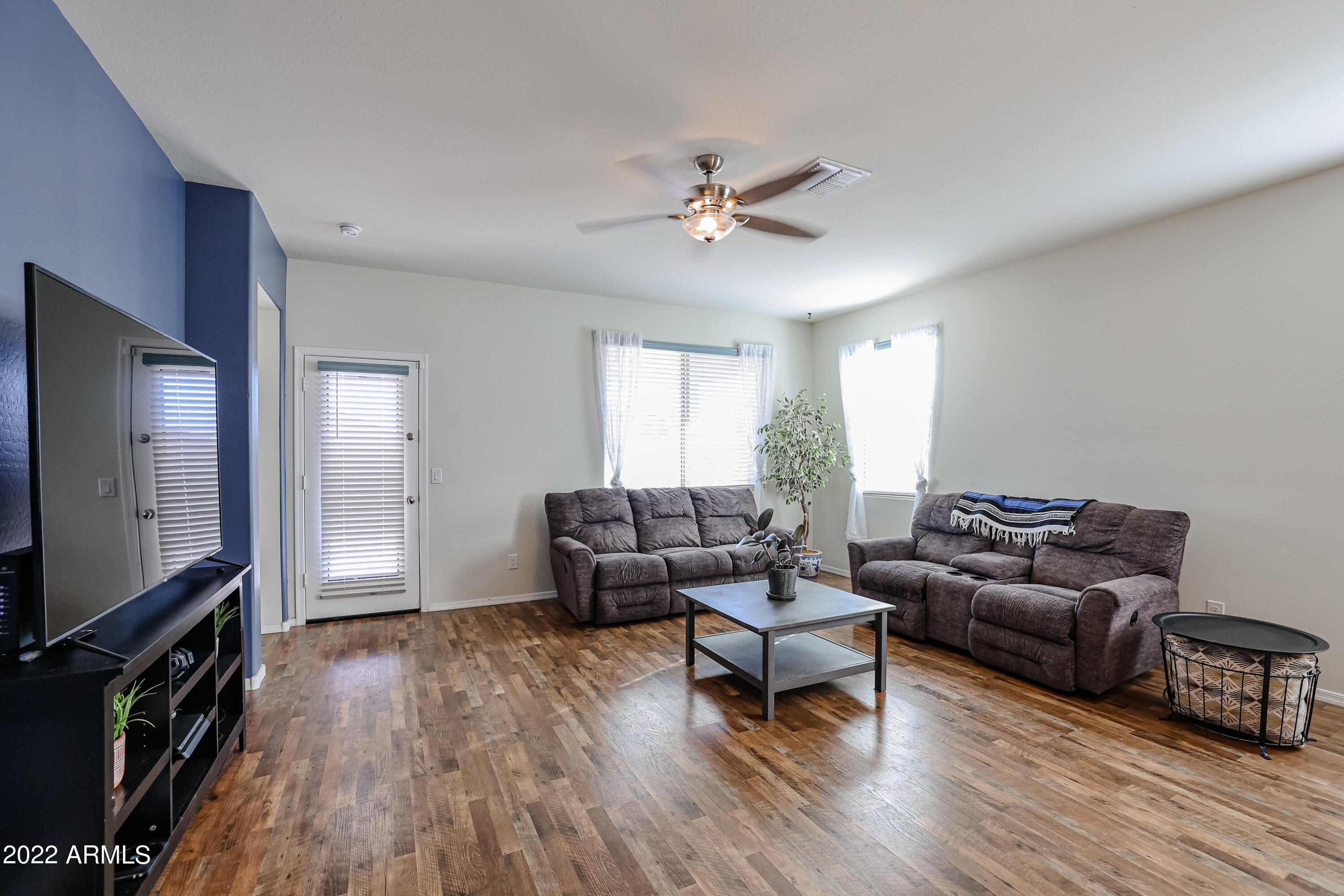 31039 West Picadilly Road Buckeye, AZ 85396 - Photo 14 of 40 B (12)