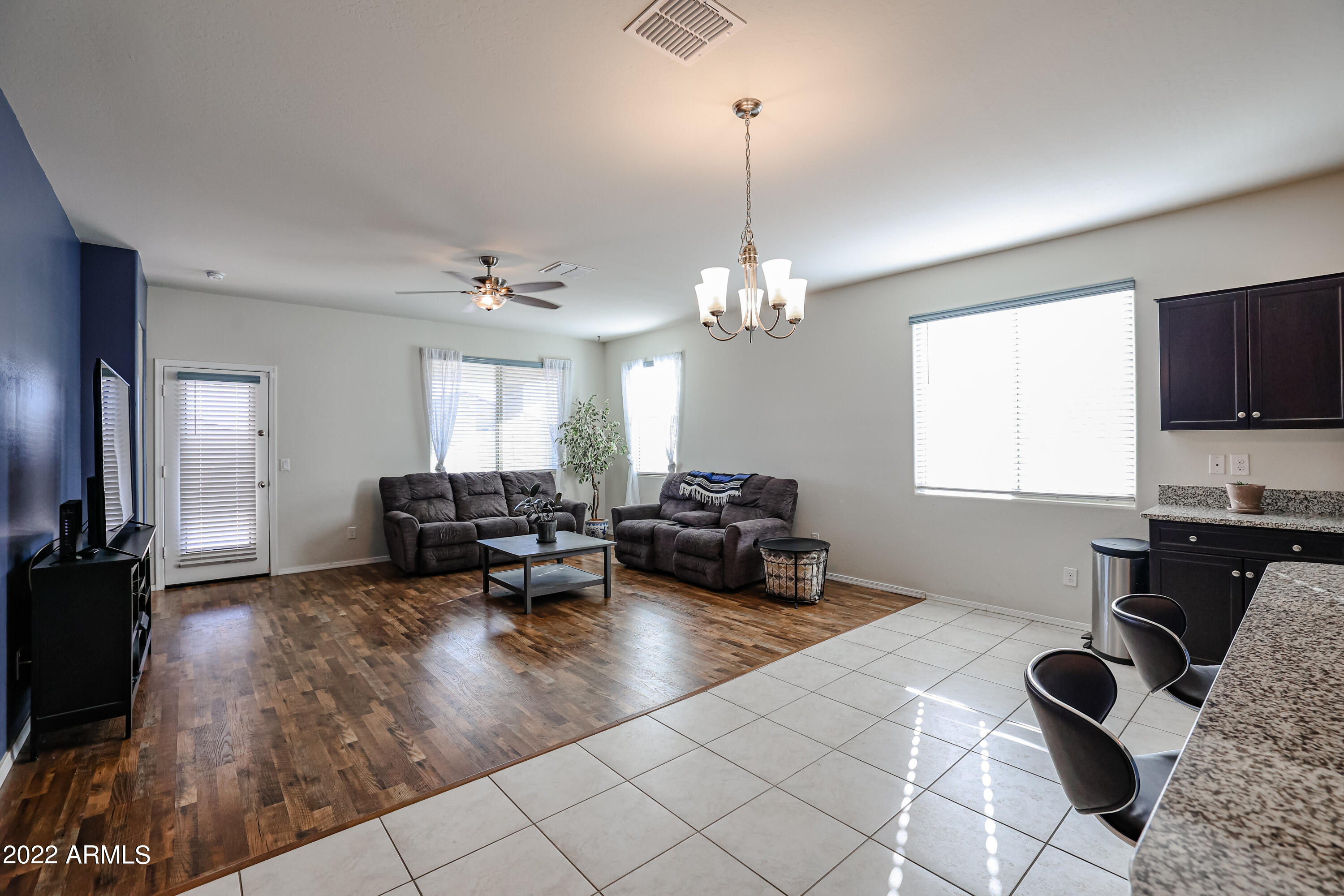 31039 West Picadilly Road Buckeye, AZ 85396 - Photo 8 of 40 B (6)