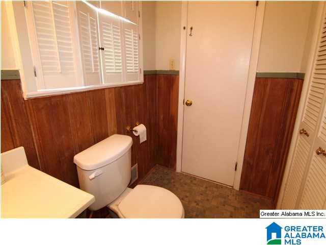 2413 Jannebo Road Birmingham, AL 35216 - Photo 19 of 29
