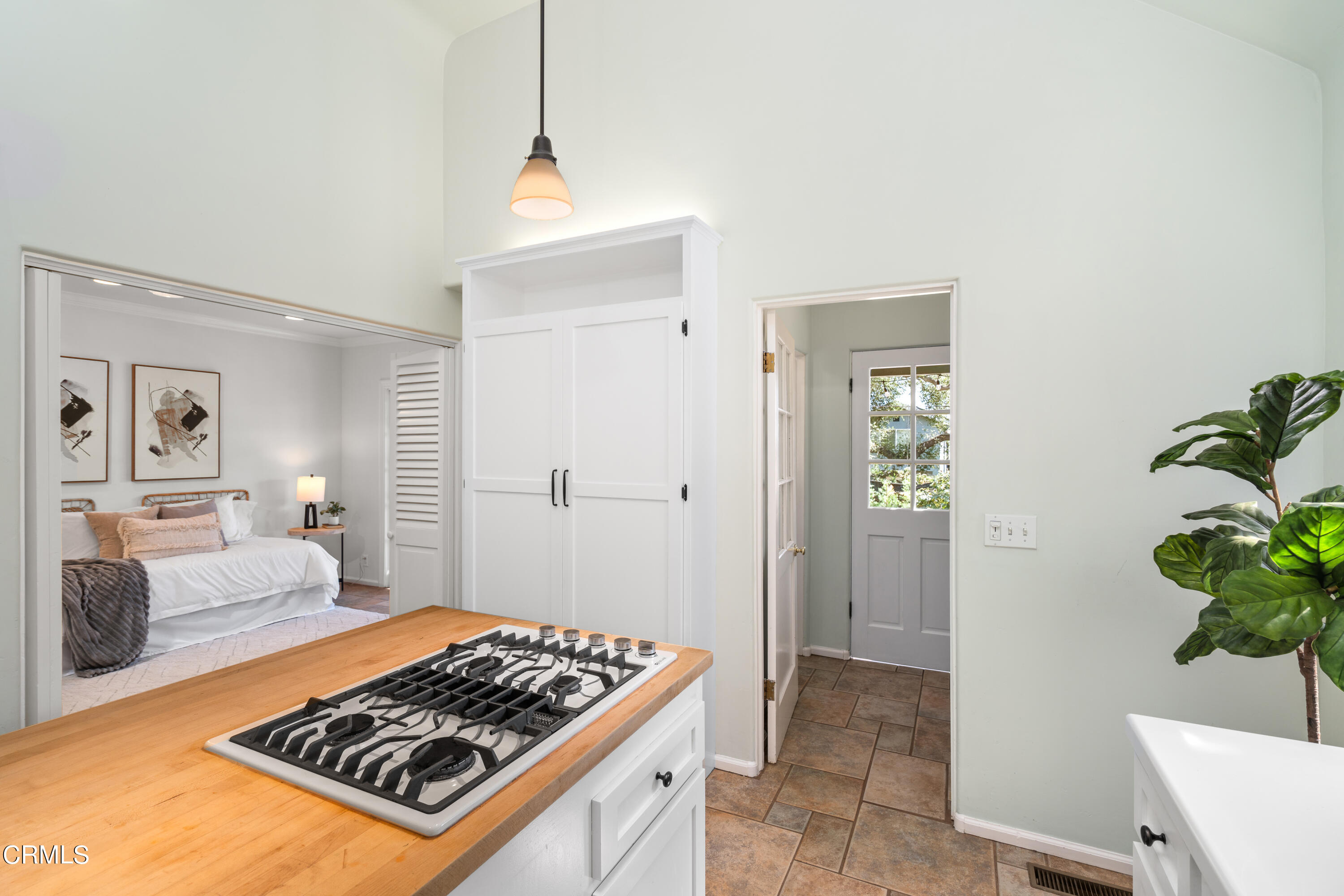 1806 Vistillas Road Altadena, CA 91001 - Photo 17 of 41 1806 Vistillas Rd.