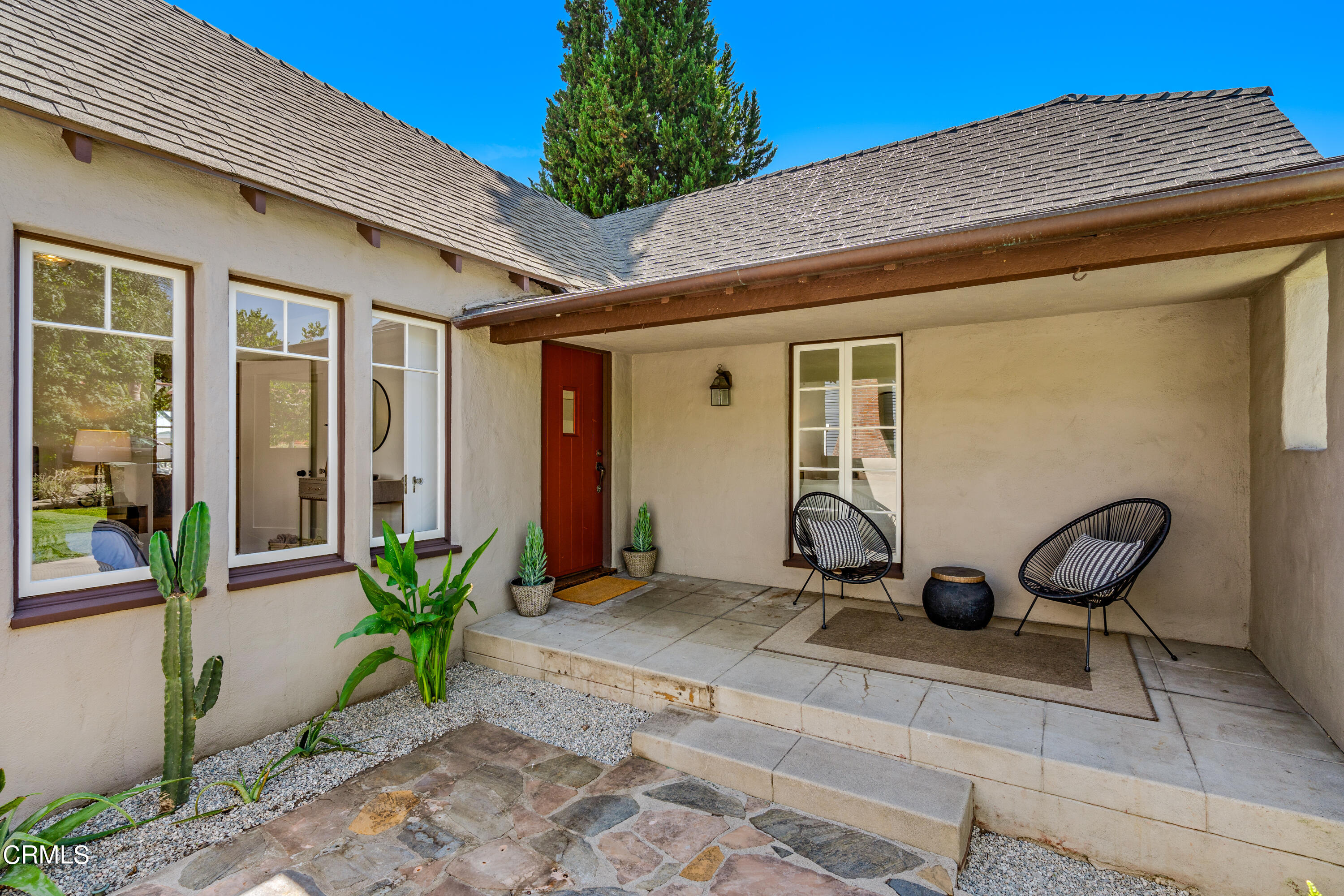 1806 Vistillas Rd.