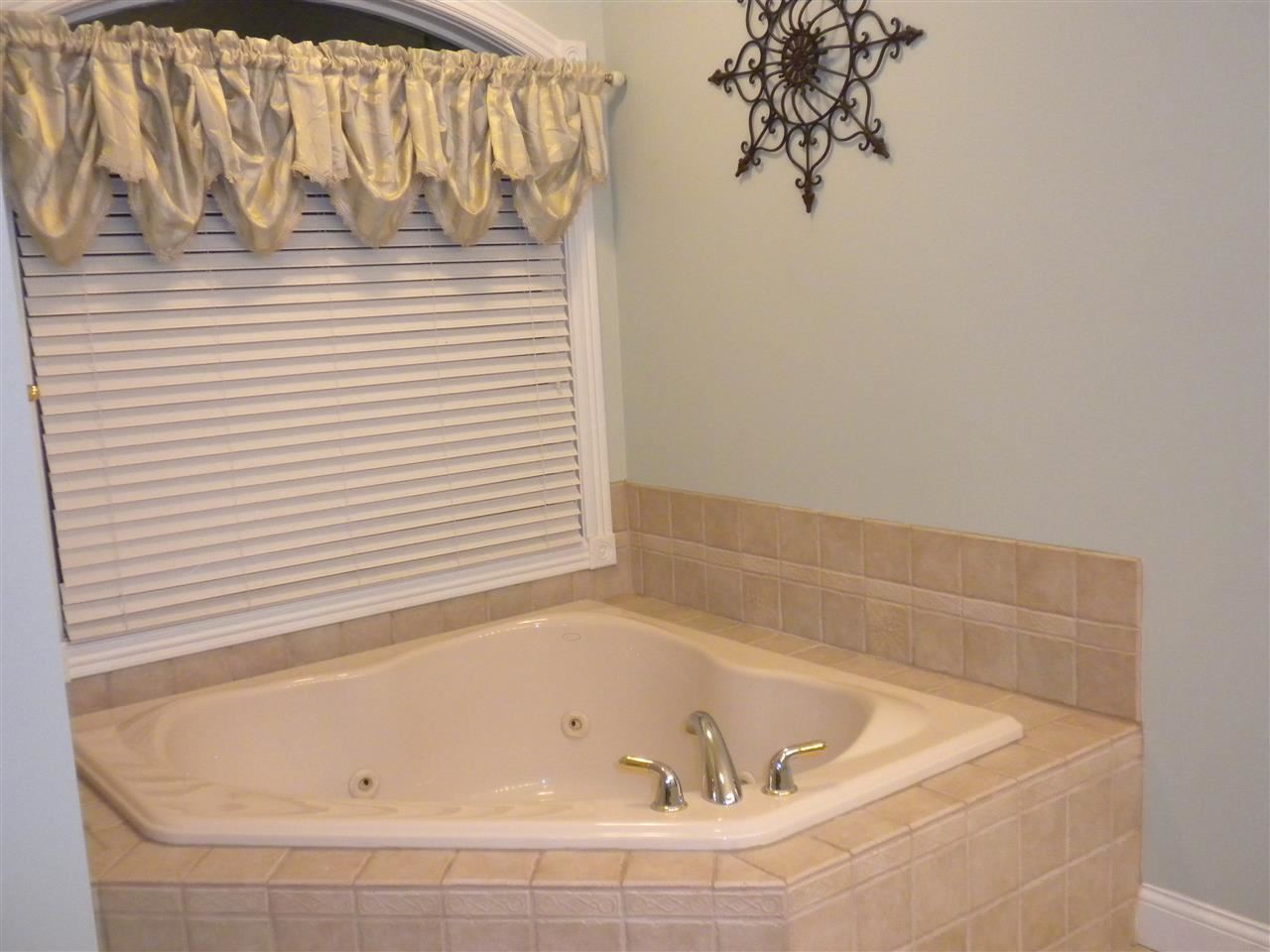 201 South Buckingham Road Yorktown, IN 47396 - Photo 16 of 28 Gallery Image 16