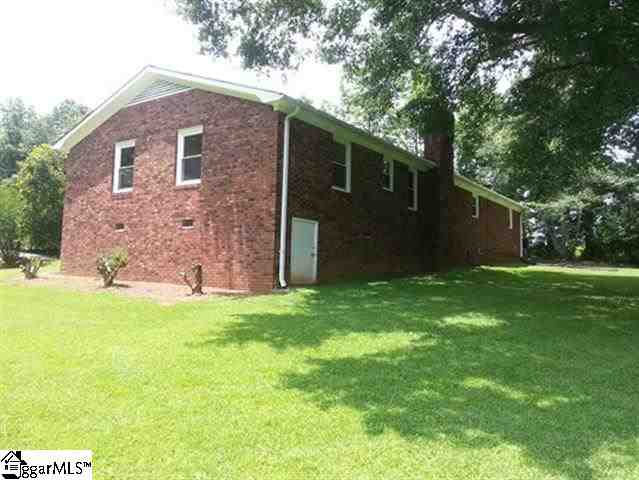 6118 Highway 11 Inman, SC 29349 - Photo 13 of 19