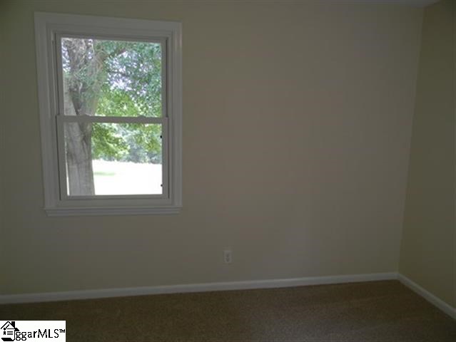 6118 Highway 11 Inman, SC 29349 - Photo 10 of 19