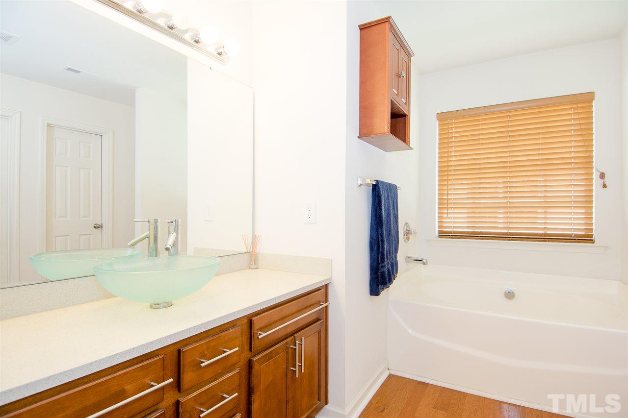 5217 Heather Ridge Lane Raleigh, NC 27610 - Photo 14 of 24 Gallery Image 14