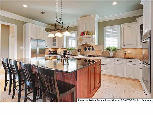 8945 Foxgate Drive Baton Rouge, LA 70809 - Photo 5 of 11 Gallery Image 5