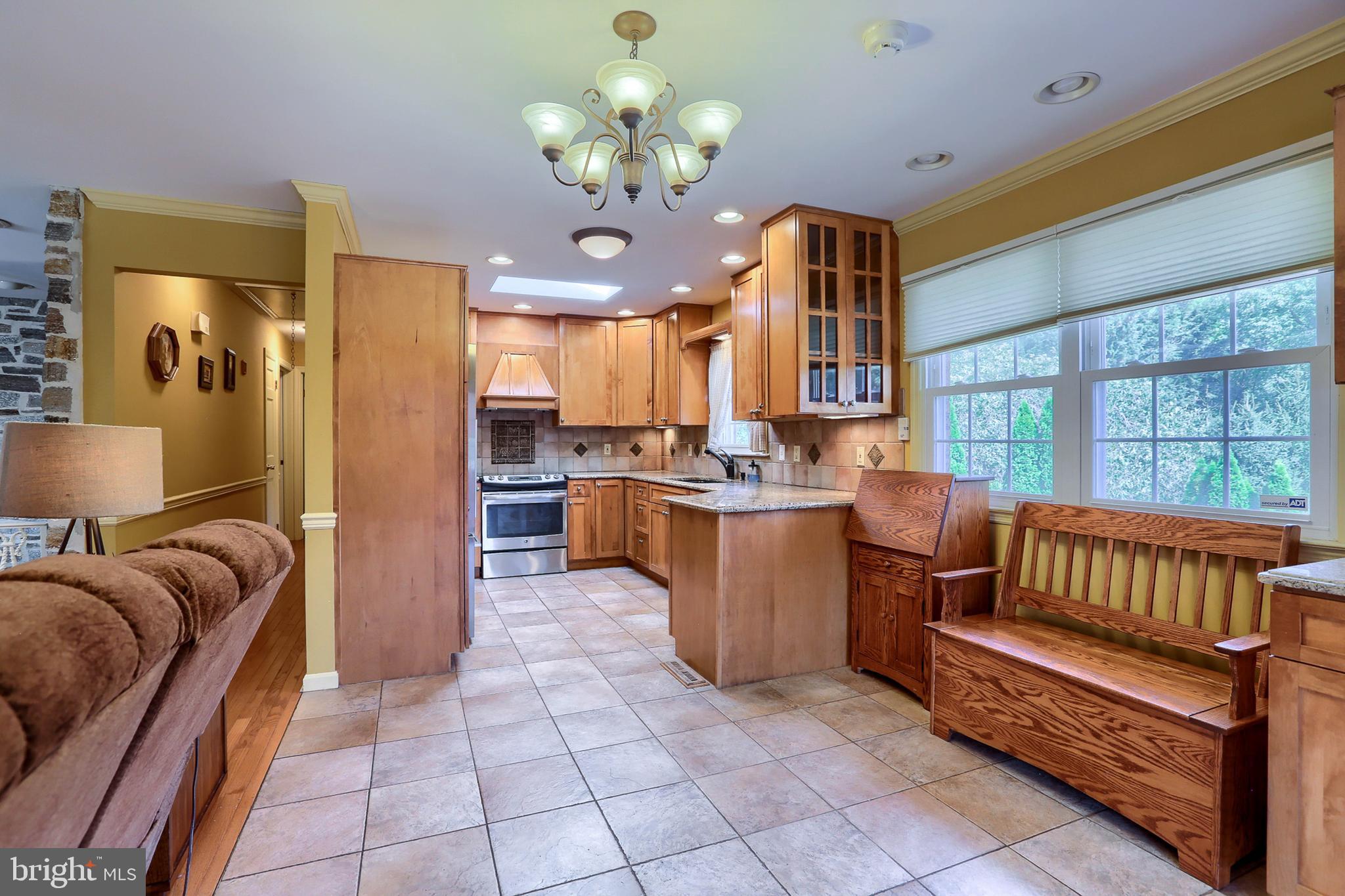 2173 Mapledale Road Elizabethtown, PA 17022 - Photo 12 of 108 Gallery Image 12