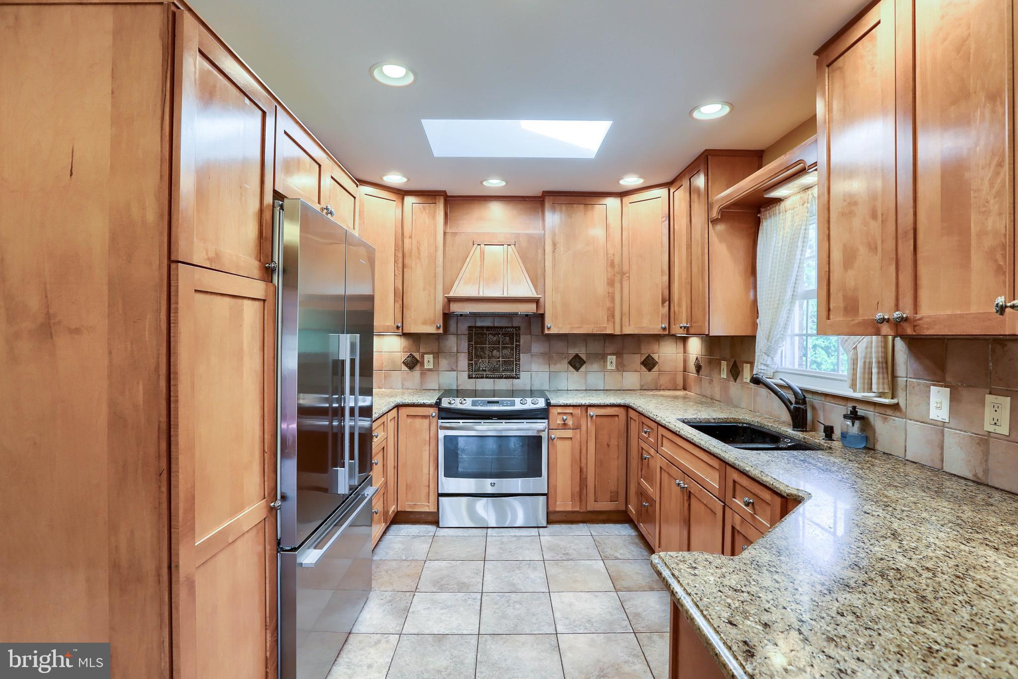2173 Mapledale Road Elizabethtown, PA 17022 - Photo 13 of 108 Gallery Image 13