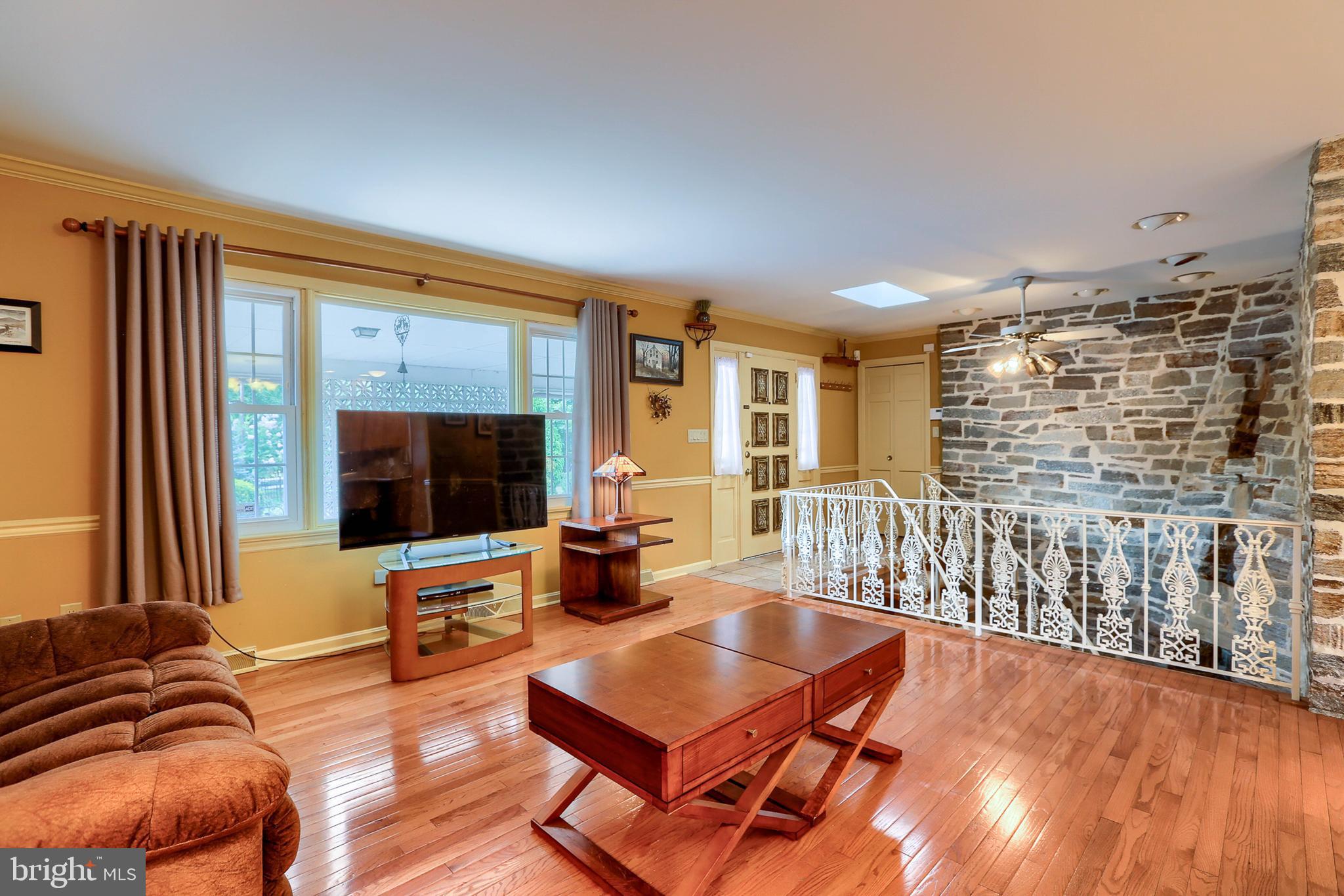 2173 Mapledale Road Elizabethtown, PA 17022 - Photo 8 of 108 Gallery Image 8