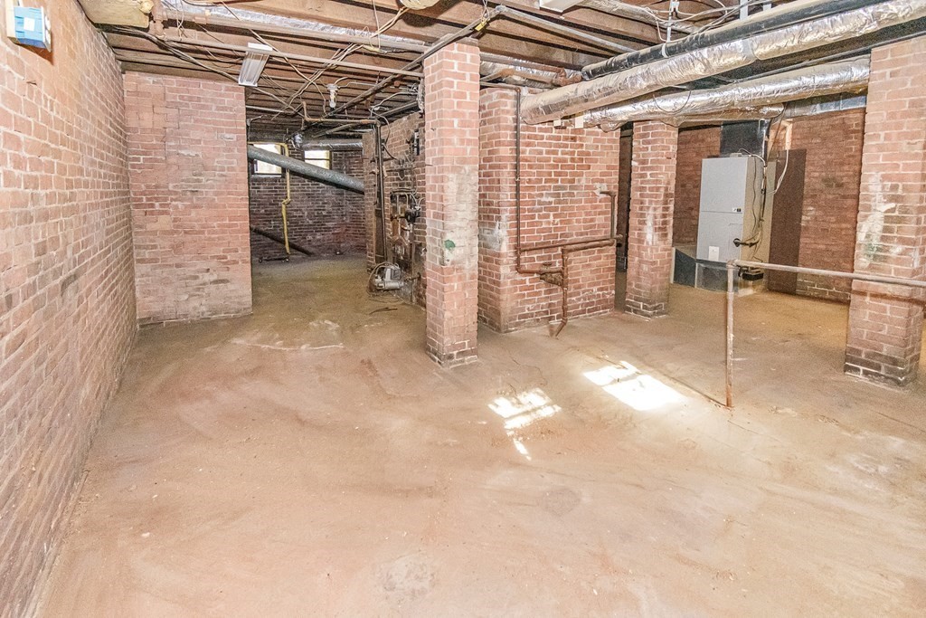 17 Mattoon Street Springfield, MA 01105 - Photo 42 of 42