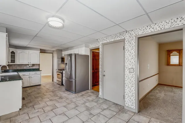 $320,000 | 32 Laurel Drive, Wichita, KS 67206