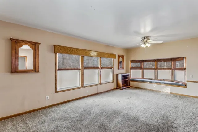 $320,000 | 32 Laurel Drive, Wichita, KS 67206