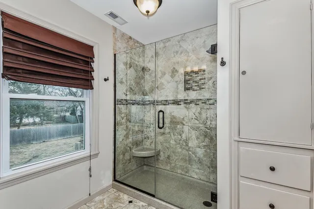 $320,000 | 32 Laurel Drive, Wichita, KS 67206