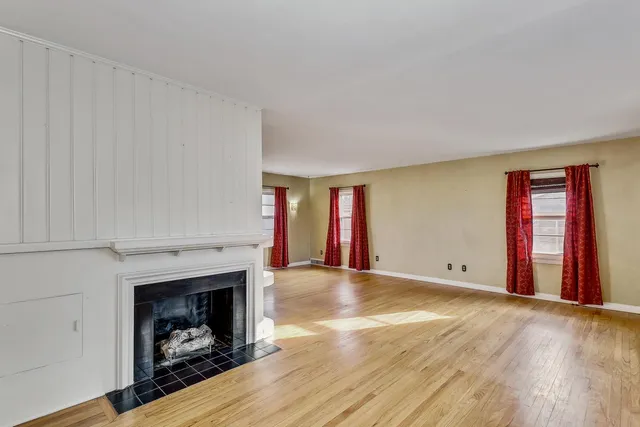 $320,000 | 32 Laurel Drive, Wichita, KS 67206