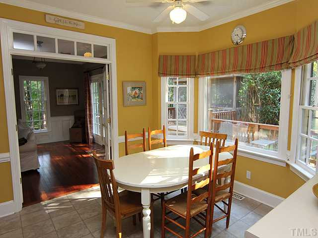 11308 Windwitty Court Raleigh, NC 27614 - Photo 10 of 25 Breakfast Area