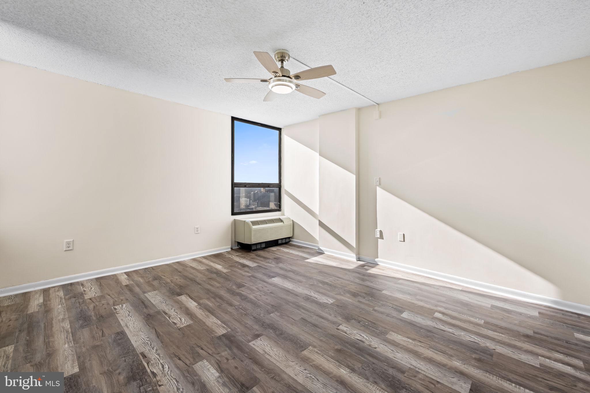 205 East Joppa Road, Unit 1505 Towson, MD 21286 - Photo 16 of 32 Primary Bedroom