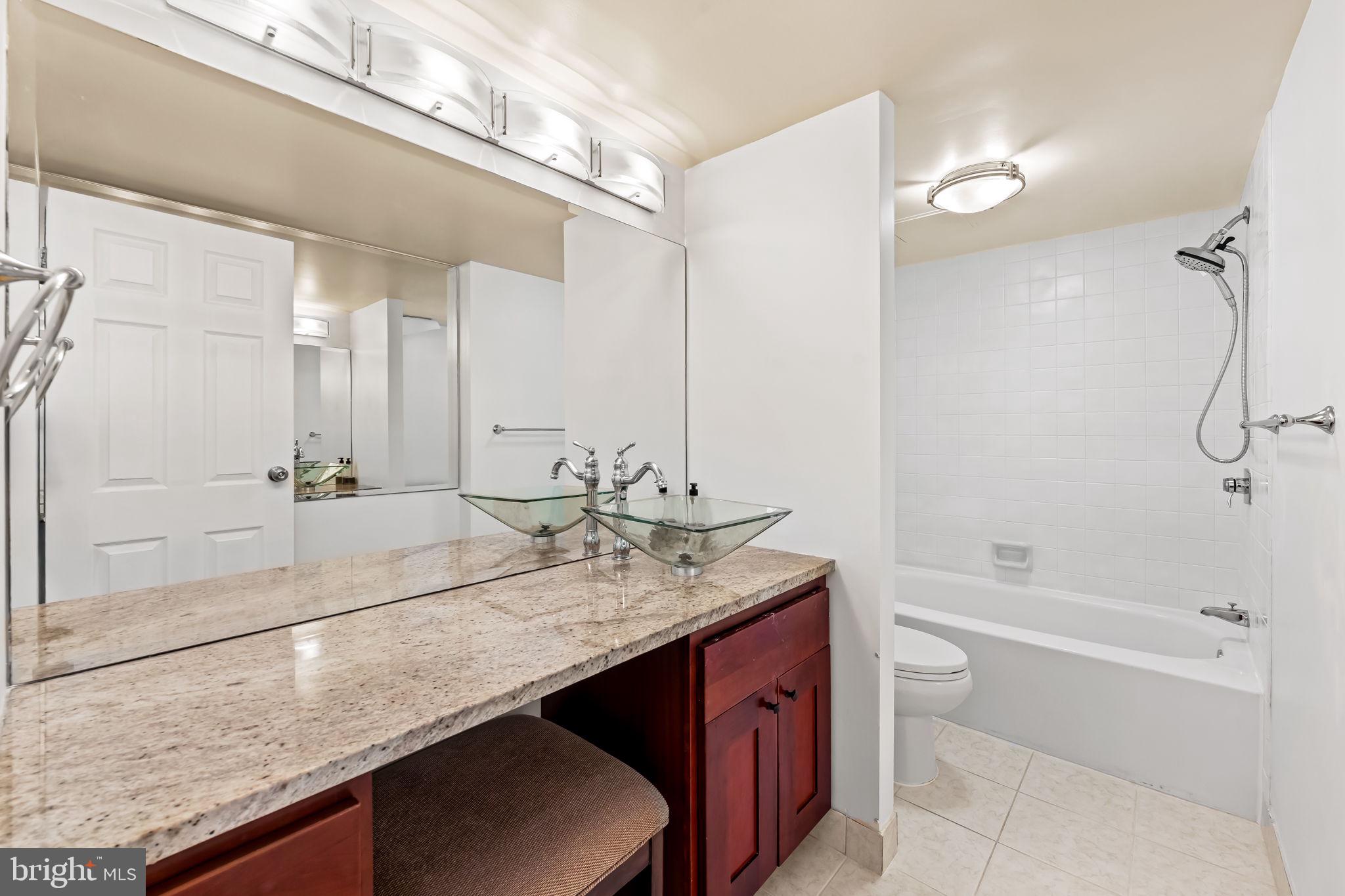 205 East Joppa Road, Unit 1505 Towson, MD 21286 - Photo 24 of 32 2nd Bathroom