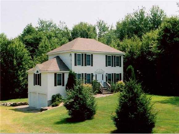 2 Blue Ridge Circle Stratham, NH 03885 - Photo 1 of 5 Gallery Image 1