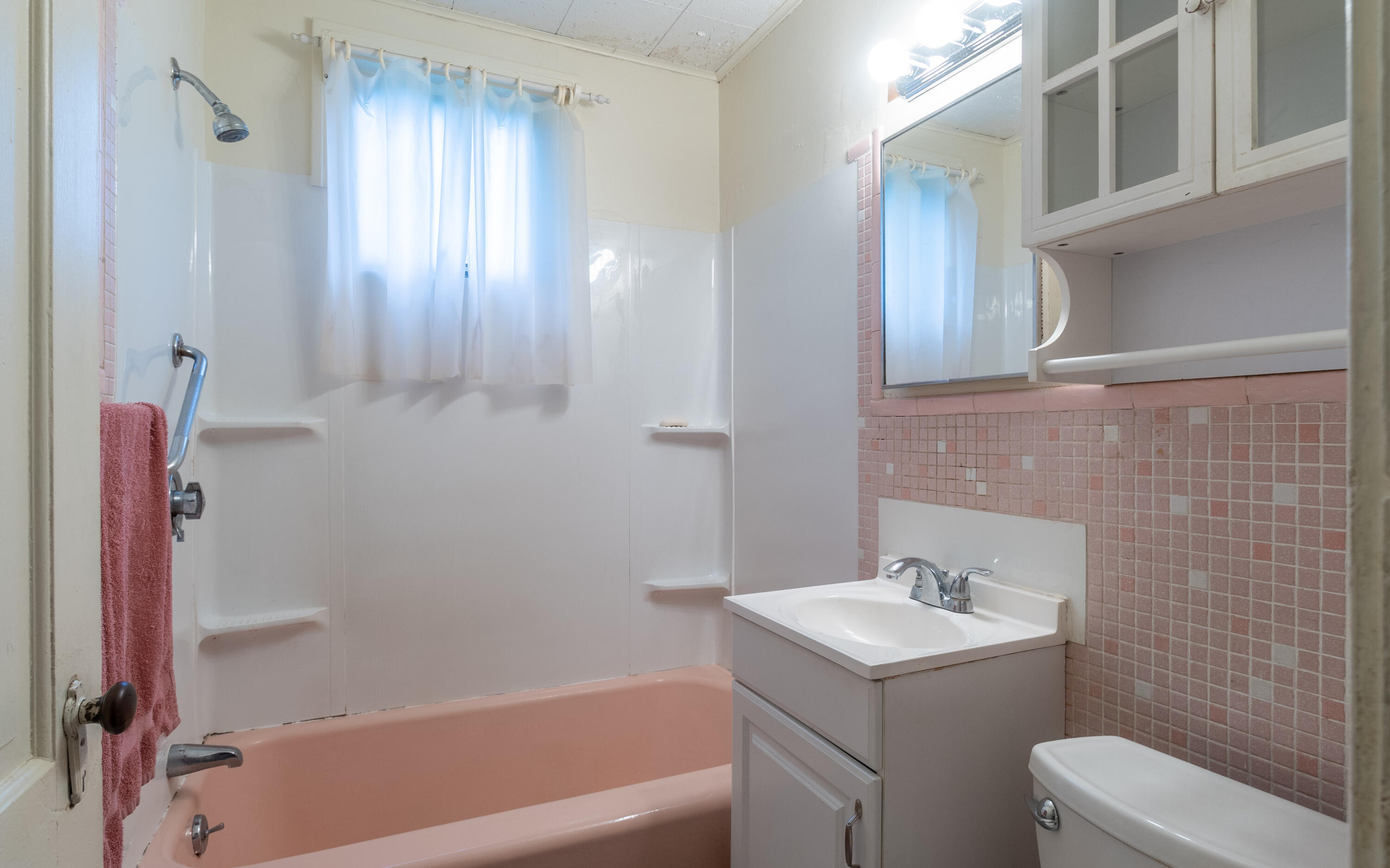 78 Inverness Street Portland, ME 04103 - Photo 8 of 26 07-18-22 78 Inverness-10