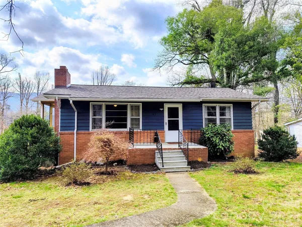 $379,900 | 143 Tabernacle Road, Black Mountain, NC 28711