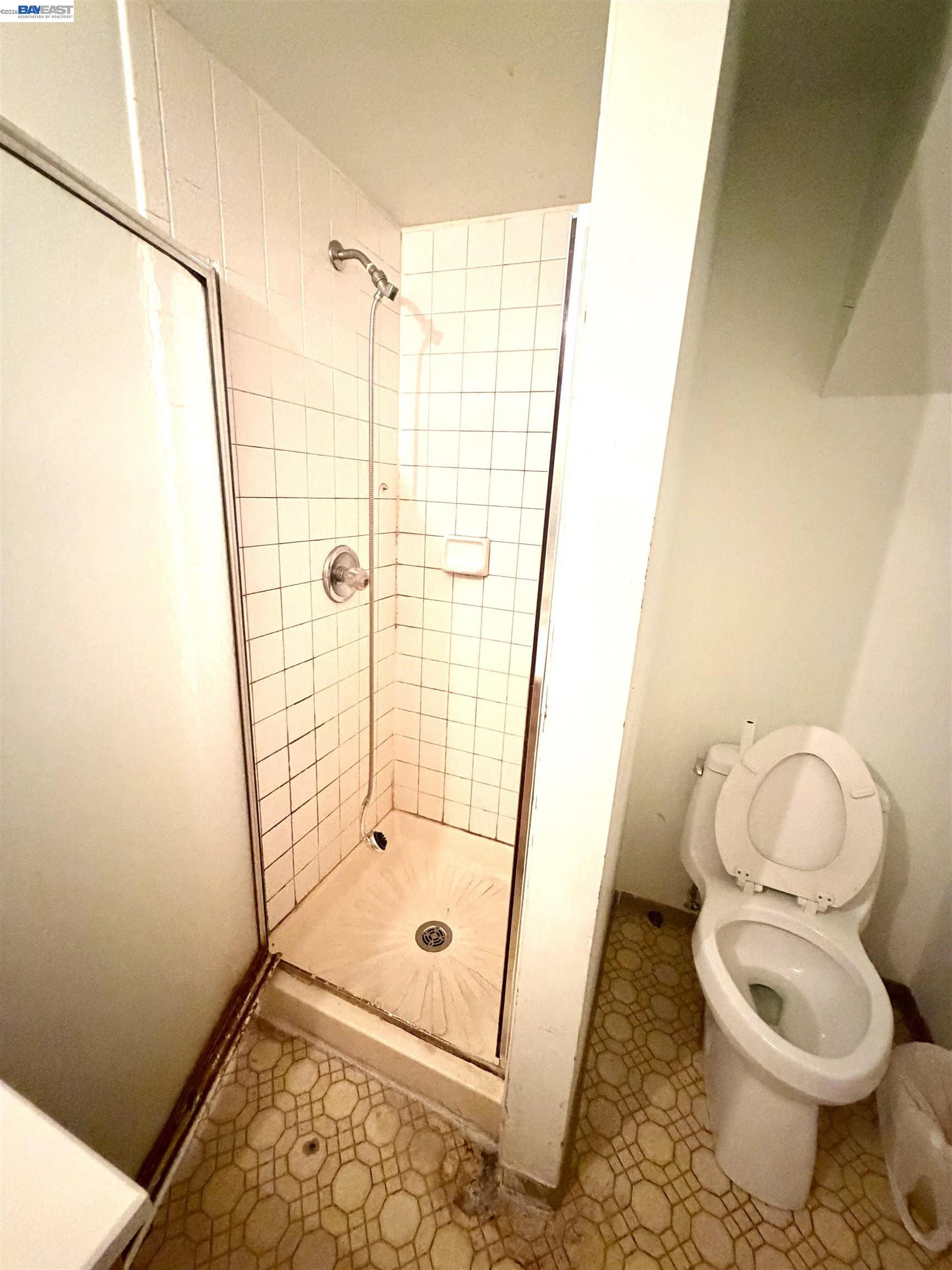 133 Rice Street San Francisco, CA 94112 - Photo 9 of 17 Gallery Image 9