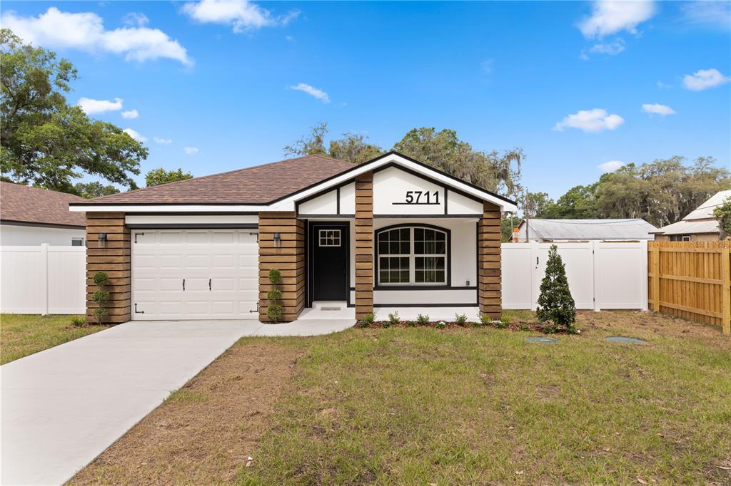 5711 Loop Road Lakeland, FL 33811 - Photo 1 of 1 Gallery Image 1