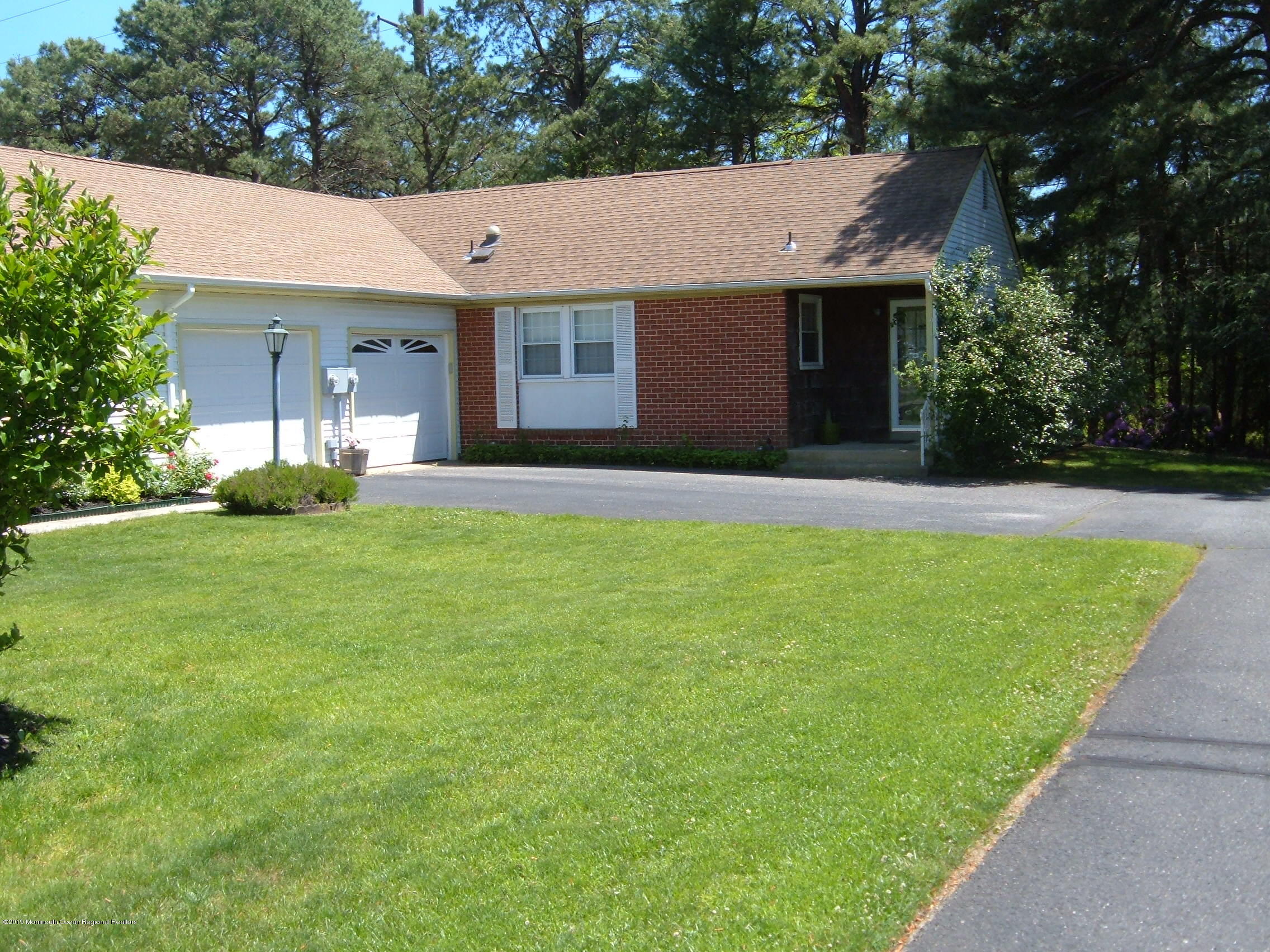 33 C Medford Road Whiting, NJ 08759 - Photo 1 of 4 2004_0706Image0001