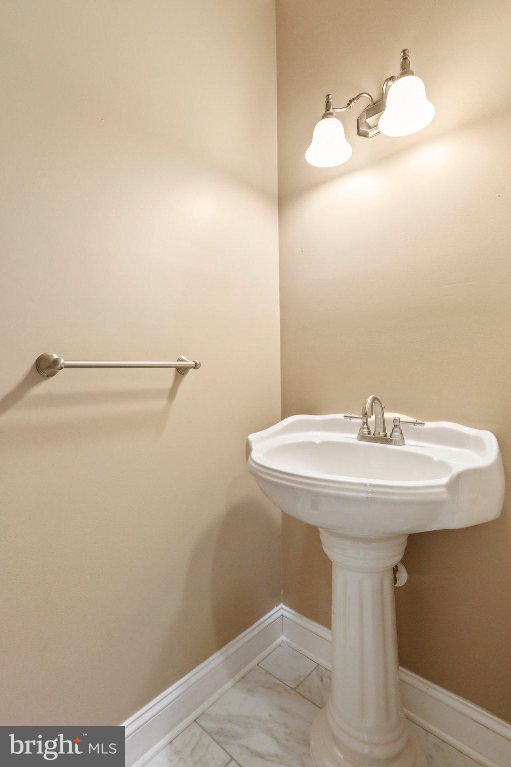 1252 Rittenour Road Edinburg, VA 22824 - Photo 24 of 63 Main level Half Bath 2