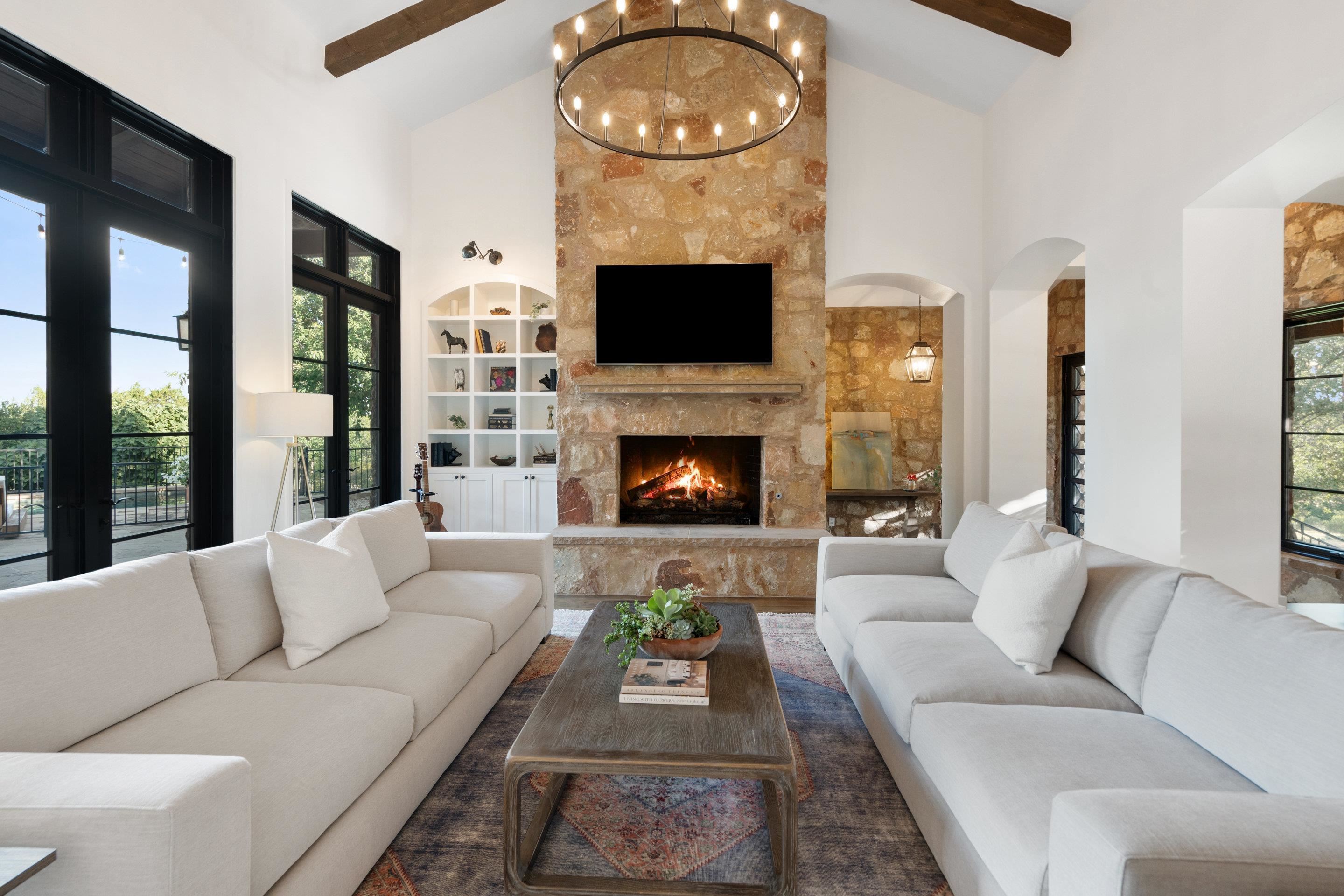 205 Hi Ridge Road Horseshoe Bay, TX 78657 - Photo 7 of 39 Gallery Image 7