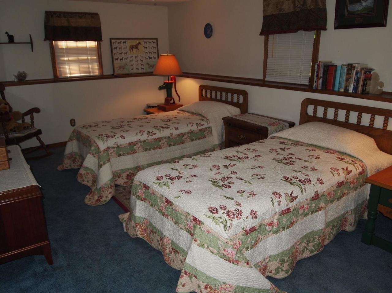 161 Capn Crosby Road Centerville, MA 02632 - Photo 18 of 23 a bedroom with double bed and a window