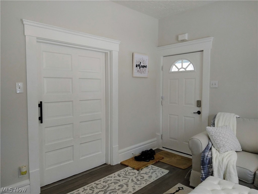 318 Julien Avenue Akron, OH 44310 - Photo 5 of 22 Gallery Image 5