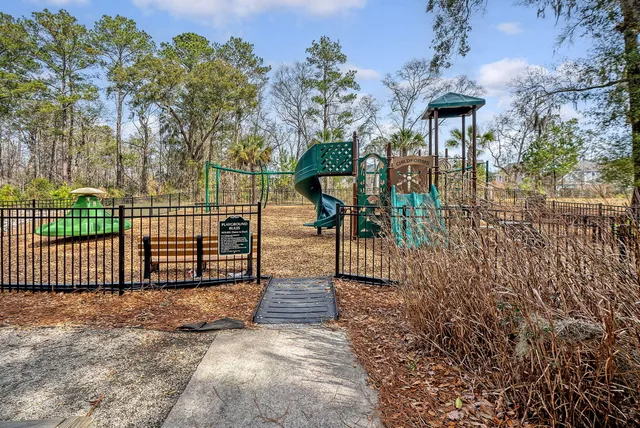 $940,000 | 2343 Brinkley Road, Johns Island, SC 29455
