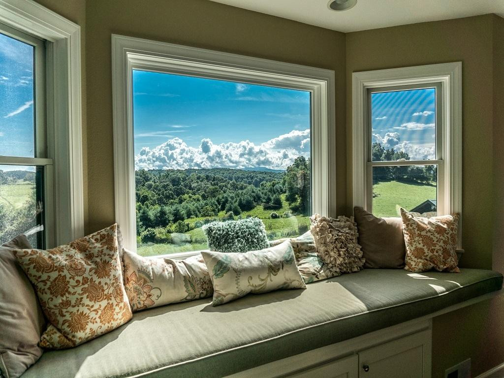 24308 Walden Road Abingdon, VA 24210 - Photo 7 of 36 Window Seat