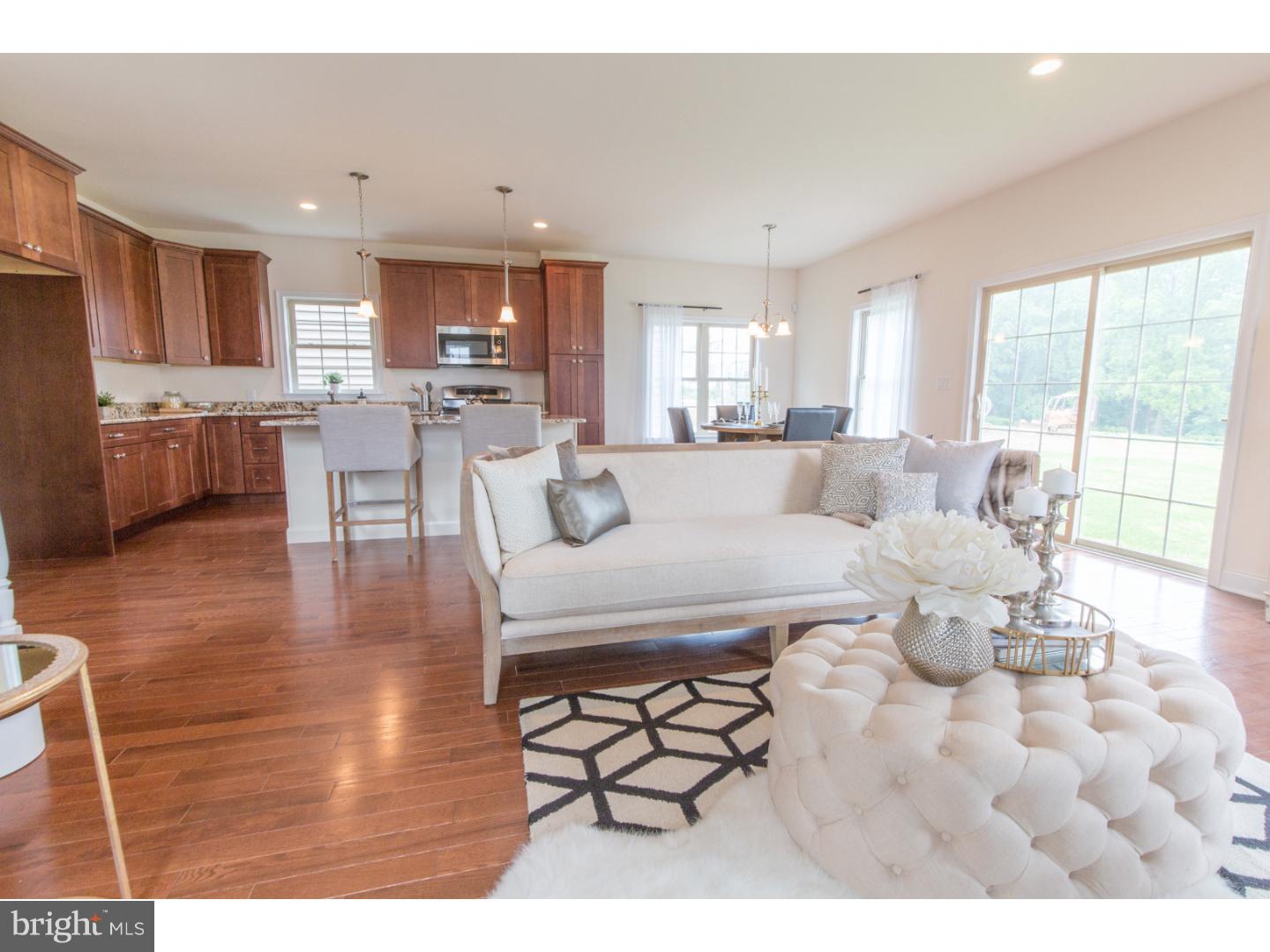 13111 Worthington Road Philadelphia, PA 19116 - Photo 14 of 25 Gallery Image 14