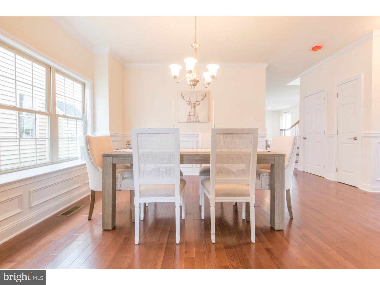 13111 Worthington Road Philadelphia, PA 19116 - Photo 5 of 25 Dining Room