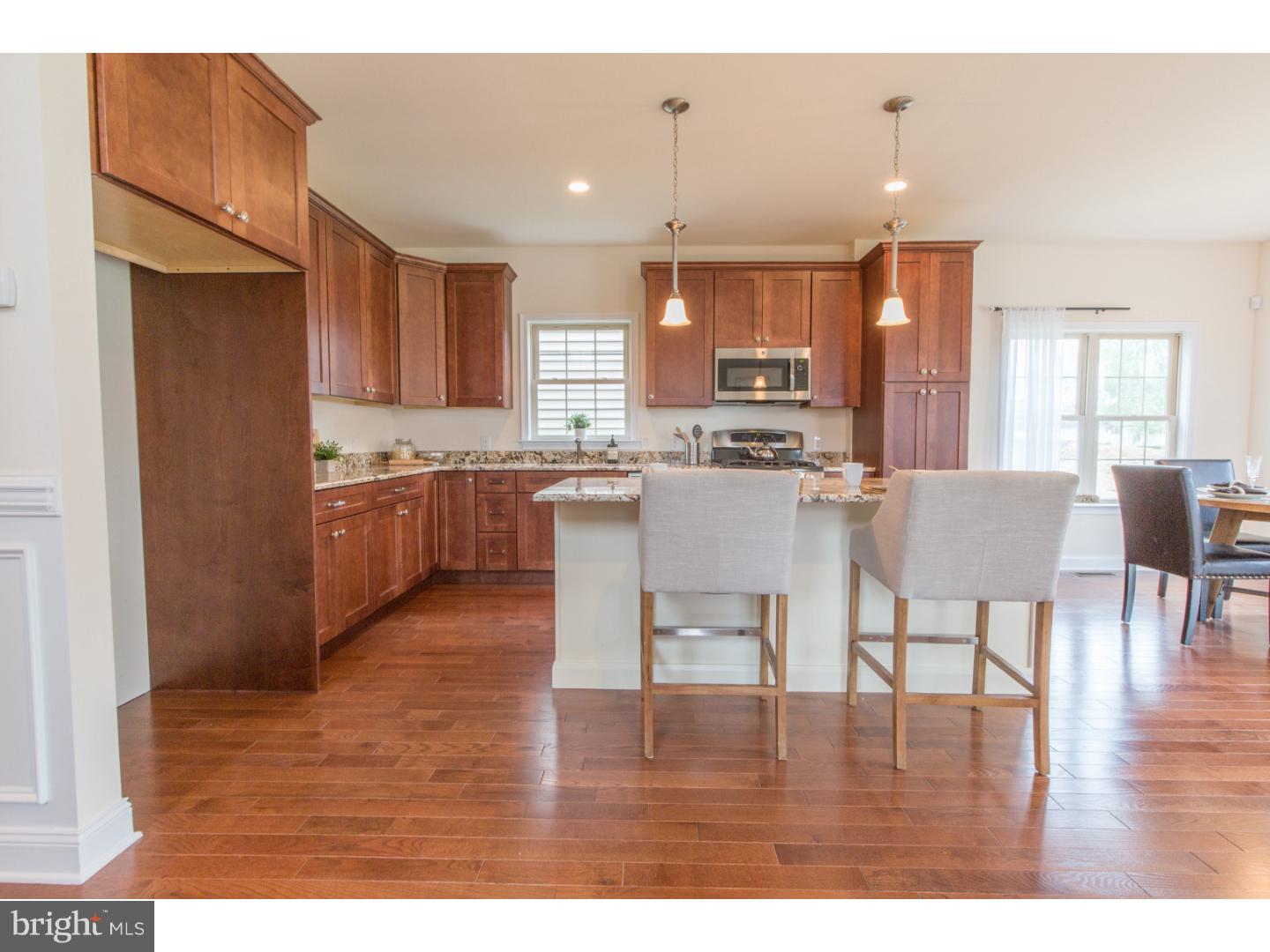 13111 Worthington Road Philadelphia, PA 19116 - Photo 7 of 25 Kitchen
