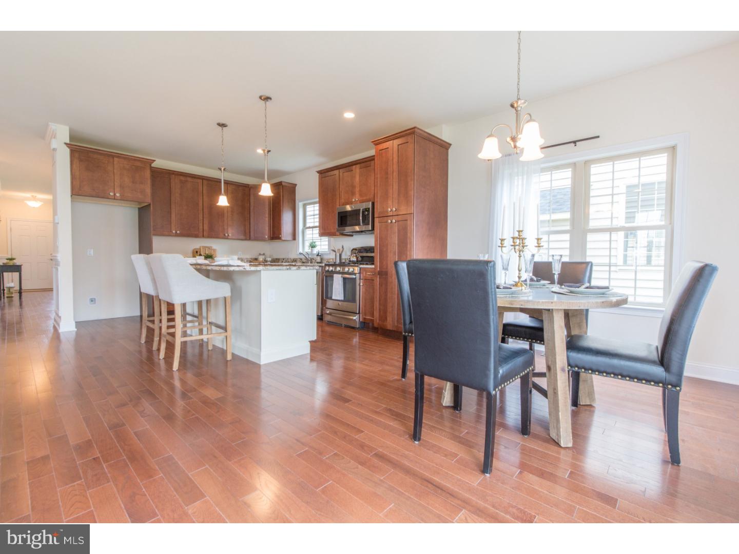 13111 Worthington Road Philadelphia, PA 19116 - Photo 8 of 25 Kitchen